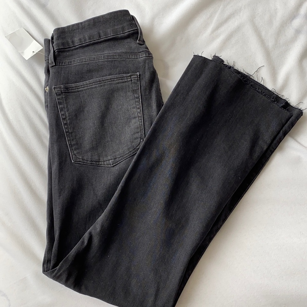 GOOD AMERICANmini boot cut jeans with raw edge -6